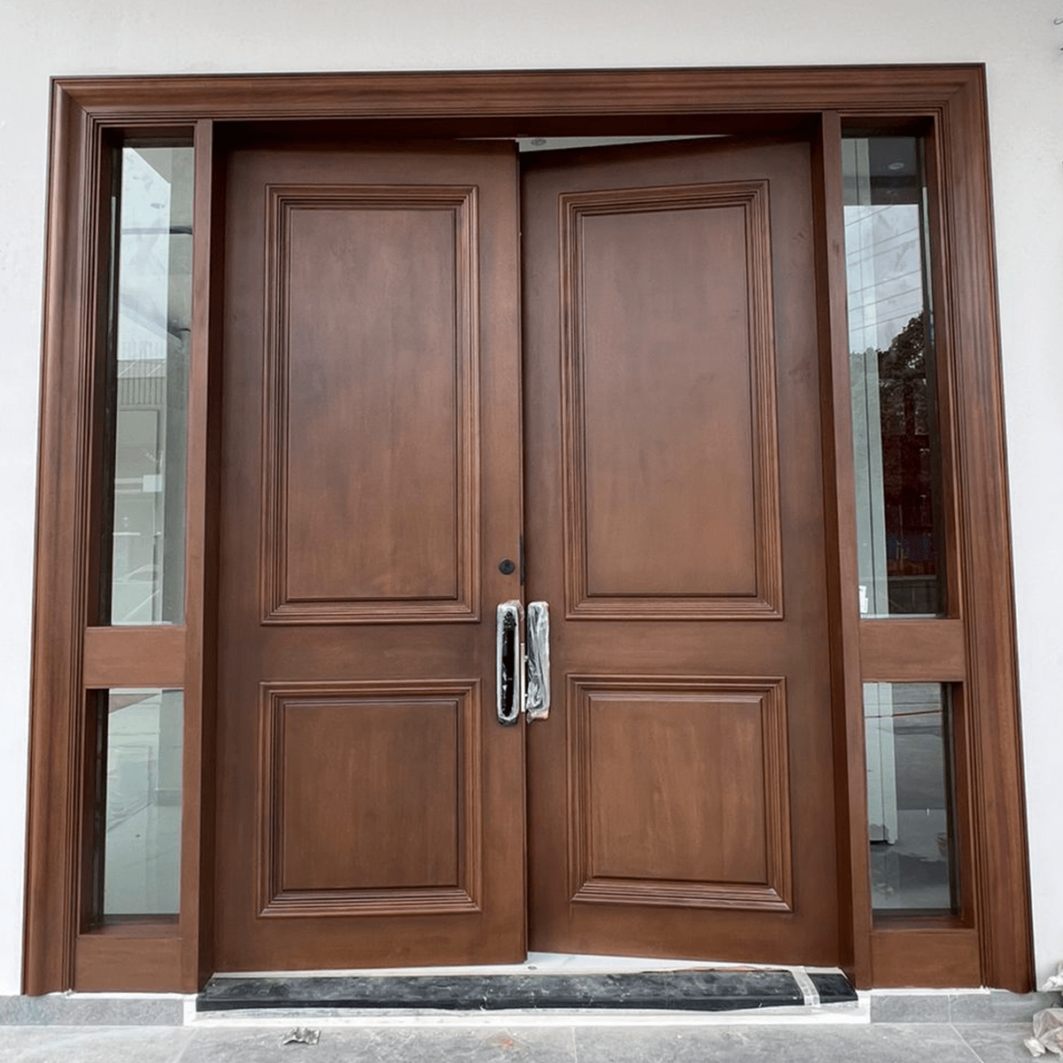 Natural-Solid-Wood-Doors